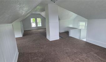 804 Work Dr, Akron, OH 44320