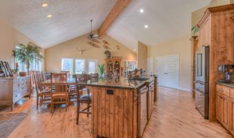 56081 Snow Goose Ct, Bend, OR 97707