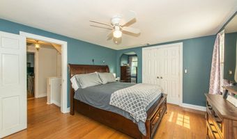 112 Main St, Bayonne, NJ 07035