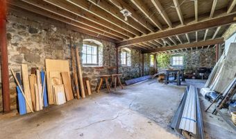 620 Poole Hill Rd, Bridgewater, NH 03222