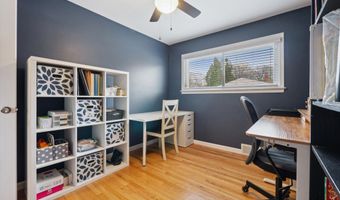 18755 Dale Ave, Allen Park, MI 48101