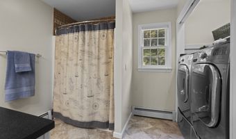 3 Spencer Ct, Clinton, CT 06413
