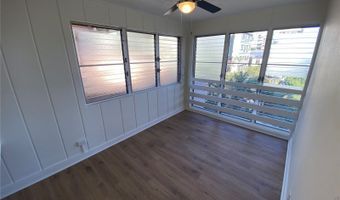 904 Lunalilo St 17, Honolulu, HI 96822