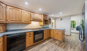 1711 E ROBIN Way, Appleton, WI 54915