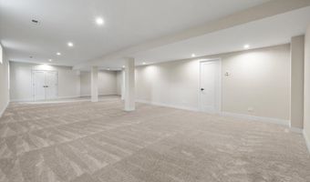 415 N Haddow Ave, Arlington Heights, IL 60004