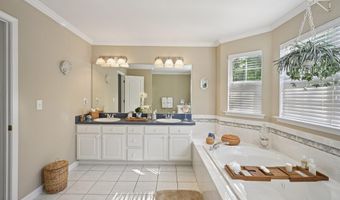 21 Orchid Ln, Barnegat, NJ 08005