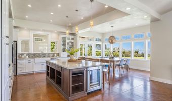 365 E KUIAHA Rd, Haiku, HI 96708