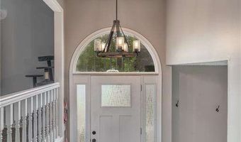 204 Queensbury, Acworth, GA 30102