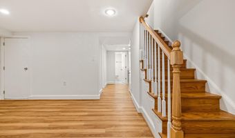 329 18TH Pl NE, Washington, DC 20002