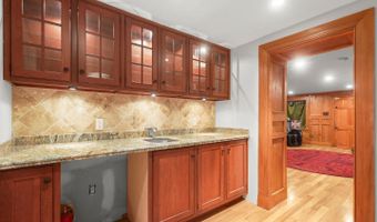 1007 N CALVERT St, Baltimore, MD 21202