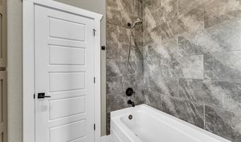 3711 Bitterroot St, Bentonville, AR 72712