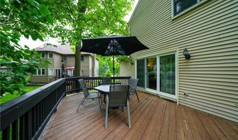 205 IRONWOOD Cir, Aurora, OH 44202