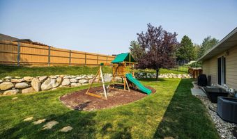 906 Delaware Dr, Buffalo, WY 82834
