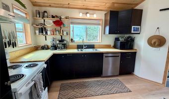 103 7th St, Alberton, MT 59820