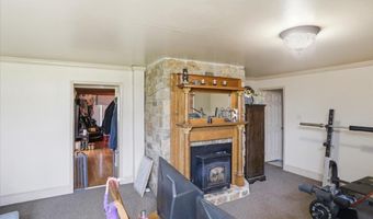 1264 TEARCOAT Rd, Augusta, WV 26704