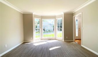 612 Braidwood Dr NW, Acworth, GA 30101