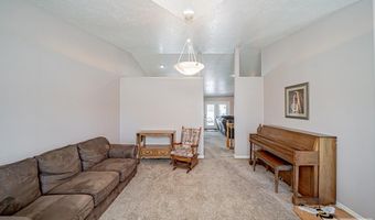1459 S Windsor Dr, Ammon, ID 83406