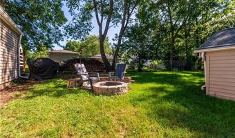 2730 Chelsea Dr, Akron, OH 44312