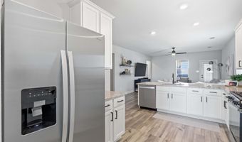 1012 Calhoun Dr, Anna, TX 75409