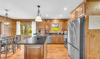 928 Hawkins Rd, Homer, GA 30547