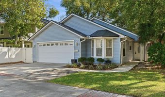 128 SEMINOLE Rd 11, Atlantic Beach, FL 32233