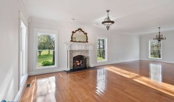 381 Cave Springs Rd, Albany, KY 42602