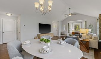 10 Wilson Way, Brentwood, NH 03833