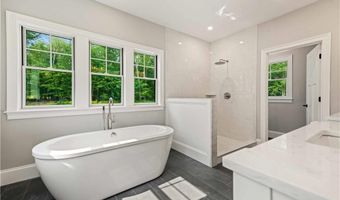 105 Princess Pine Dr, East Greenwich, RI 02818