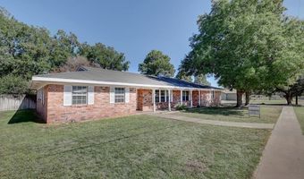 209 E Marfa Ave, Alpine, TX 79830