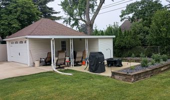 15076 Harrison Ave, Allen Park, MI 48101