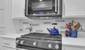 201 Paseo De Vida Loop, Altus, OK 73521