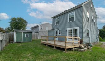 42 Waverly Rd, Branford, CT 06405