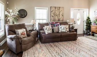 43 Graham Methodist Church Rd, Baxley, GA 31513