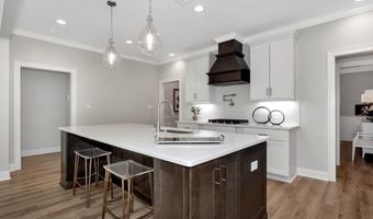 21184 Lamb Ave, Athens, AL 35613