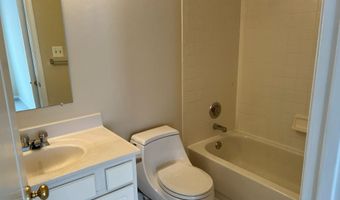 9425 SPRUCE TREE Cir, Bethesda, MD 20814
