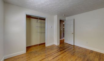 39 Bernside Dr, Bristol, CT 06010