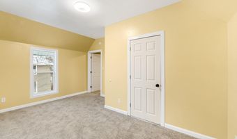 313 S Oak St, Albion, IN 46701