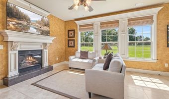 10849 Rosehaven Ln, Bentonville, AR 72712