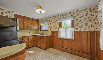 34 Anthony St, Adams, MA 01220