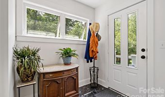 24 Browndale Rd, Asheville, NC 28805