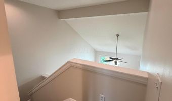 9327 Polaris Green Dr, Columbus, OH 43240