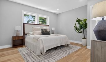 28 Amsden St 28, Arlington, MA 02474