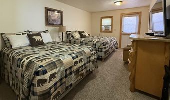 26 Ptarmigan View Dr, Cody, WY 82414