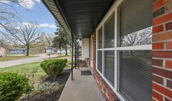 1963 Maple Ln, Arnold, MO 63010