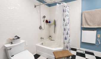 5772 County Road 11A Rd, Auburn, IN 46706