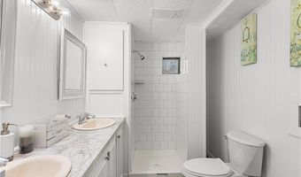 17 Park Ln, Coventry, RI 02816