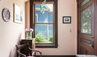 41 Chapin St, Brattleboro, VT 05301