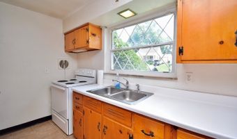 569 Rentz Pl, Delhi, OH 45238
