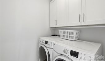 715 E 28th St, Charlotte, NC 28205