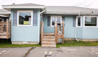 875 Hammond St, Bangor, ME 04401